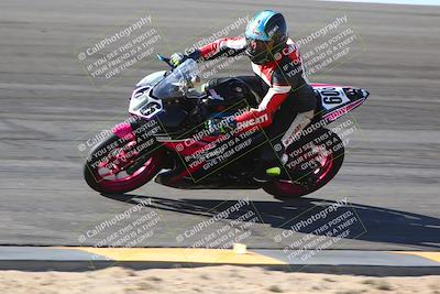 media/Jan-14-2024-SoCal Trackdays (Sun) [[2e55ec21a6]]/Bowl (11am)/